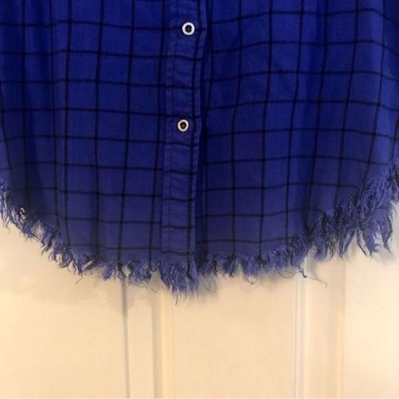 Westbound Blue and Black Plaid Long-sleeved Button-up Size PM - Picture 3 of 10